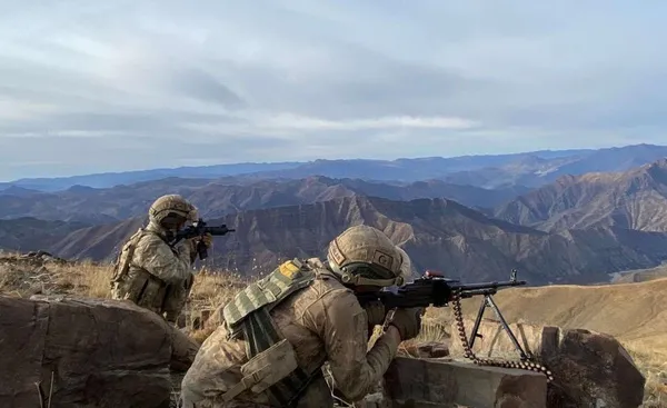 Son dakika: Mehmetçik terörist avında! Eren Kış-4 operasyonu başladı