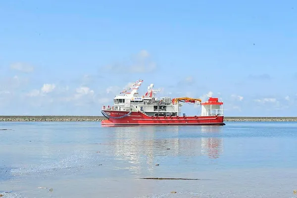 Ulaştırma ve Altyapı Bakanı Adil Karaismailoğlu: Karadeniz, Avrasya'nın ticaret gölü olacak - 2