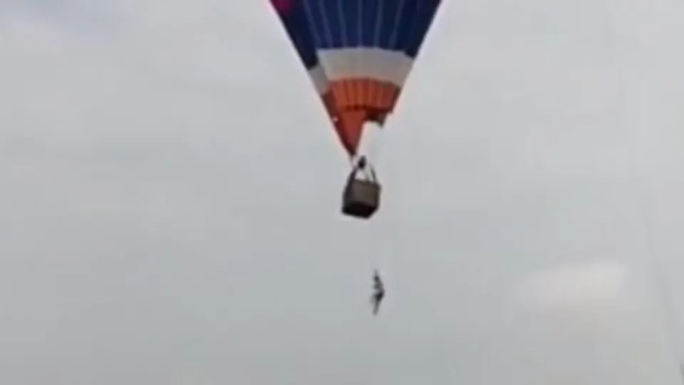 Uçan balonda feci ölüm! Metrelerce yükseklikten yere çakıldı