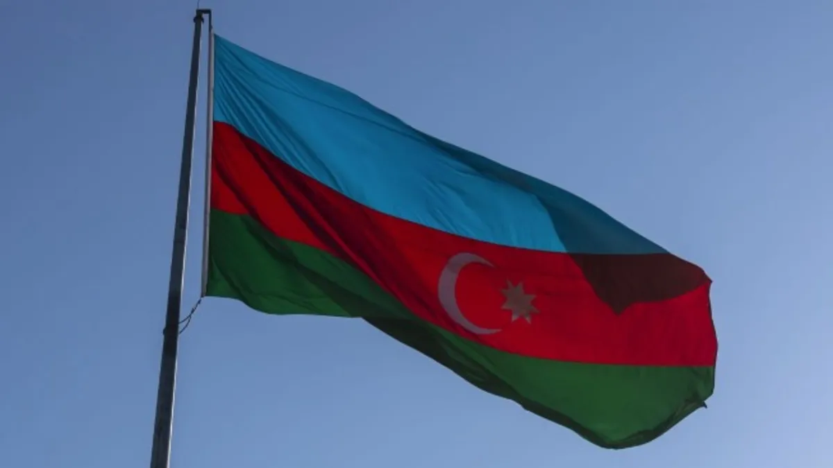 Azerbaycan ve Almanya arasında bayrak gerginliği