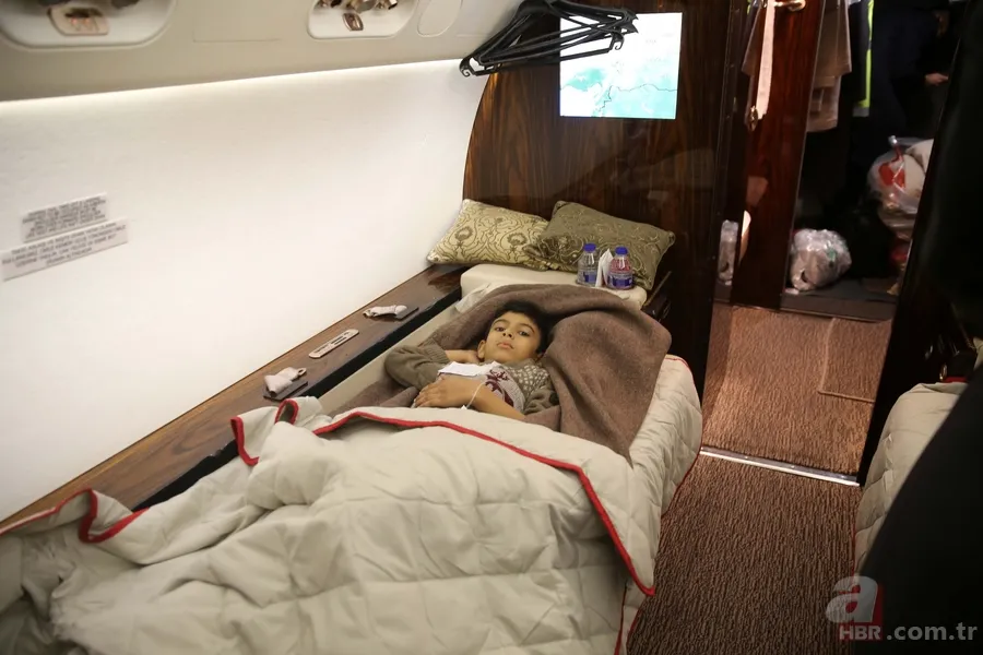 Cumhurbaşkanlığı uçağı depremzedeler için havalandı 22