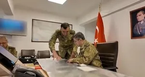 Orgeneral Bayraktaroğlu askerleri denetledi