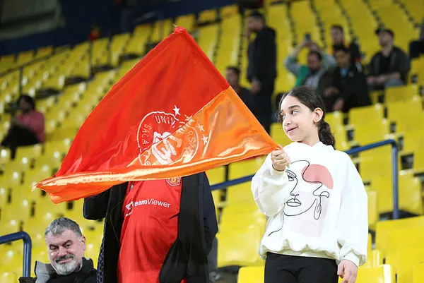 super-kupa-finaline-yonelik-provokasyon-ve-suc-teskil-eden-paylasimlara-sorusturma-adalet-bakani-tunc-duyurdu-1703930585283.jpg Süper Kupa Finali'ne yönelik provokasyon ve suç teşkil eden paylaşımlara soruşturma! Adalet Bakanı Tunç duyurdu - 1