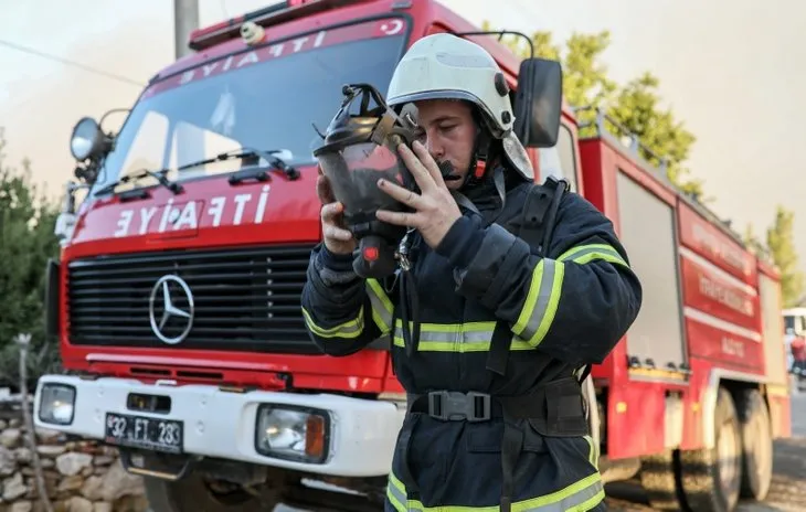 Yeni evli çift balayını iptal edip alevlerin arasına daldı: Ben de burada olmalıydım