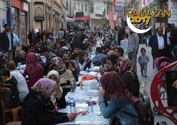 Kastamonu'da bir kilometrelik iftar sofrası