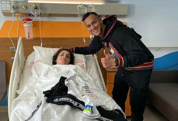 Aile ve Sosyal Hizmetler Bakanlığı: Josef de Souza’nın depremzede çocuğu evlat edindiği iddiası yalan