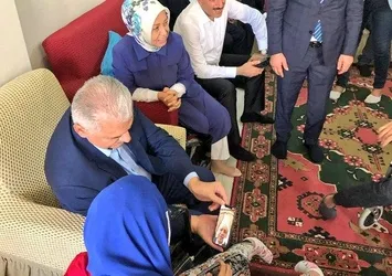Binali Yıldırım Malatya'da Katı ailesini ziyaret etti