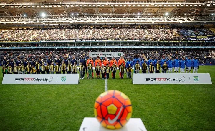 Fenerbahçe, Çaykur Rizespor engelini aştı