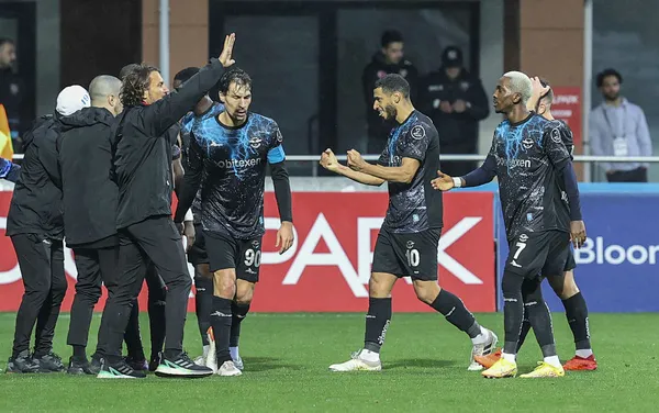 1665852030079.jpg Gecenin yıldızı Belhanda! Kasımpaşa 1-4 Adana Demirspor (MAÇ SONUCU-ÖZET) - 2