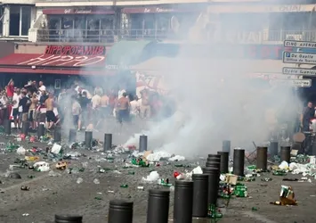 UEFA Rusya'ya ertelenmiş diskalifiye cezası verdi!