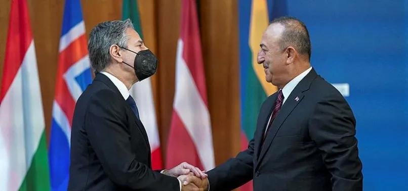 Bakan Mevlüt Çavuşoğlu ile ABD’li mevkidaşı Blinken İsveç ve Finlandiya’nın NATO üyeliğini görüştü