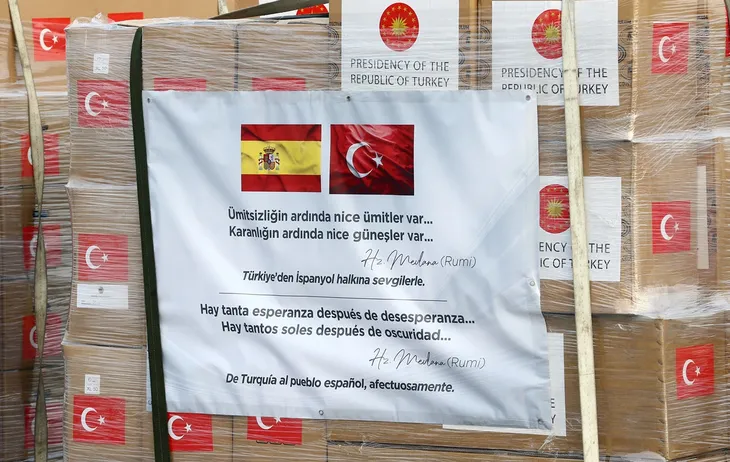 Son dakika: MSB duyurdu! Sağlık malzemelerini taşıyan uçak İspanya’ya ulaştı