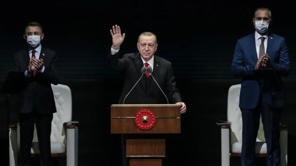 Kabine toplantısı son dakika: Okullar yeniden kapanacak mı, yüz yüze eğitim iptal mi? Okullarda eğitim online, uzaktan eğitim mi olacak?