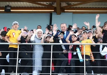 Emine Erdoğan’dan karne paylaşımı