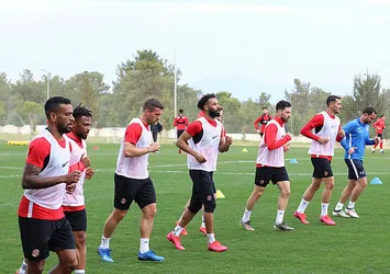 Antalyaspor'dan önemli karar! Yarın sahaya iniyorlar