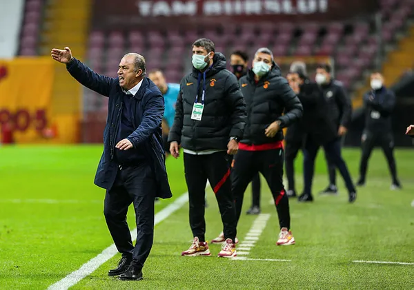 Fatih Terim'den hakeme sert eleştiri - 1