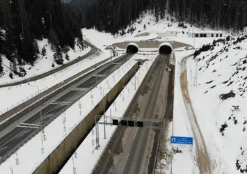İç Anadolu'yu Karadeniz'e bağladı! 30 dakikada geçiliyor! Ilgaz 15 Temmuz İstiklal Tüneli’nde 6 yılda 9 milyon araç geçiş yaptı