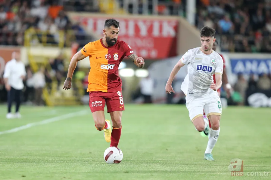 Galatasaray'dan bomba gibi transfer! Okan Buruk'a yeni sezon hediyesi 7