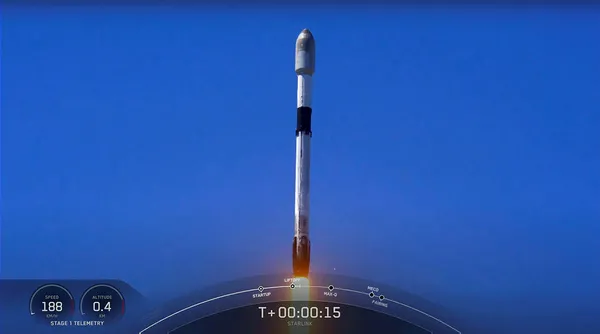 SpaceX uzaya 53 Starlink uydusu fırlattı! İşte fırlatma anının görüntüleri