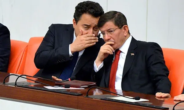 6’lı masada ABD’ci-Almancı kavgası: Bu çıkarı en iyi ben temsil ederim krizi yaşanıyor! Davutoğlu yakında kovulursa şaşırmayın