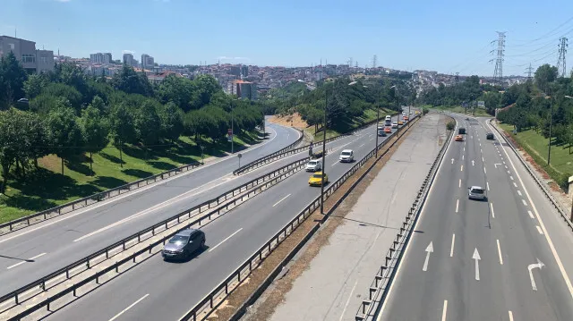 1718536383089.jpg İstanbul'da Kurban Bayramı sakinliği! Trafik yok denecek kadar az... - 3