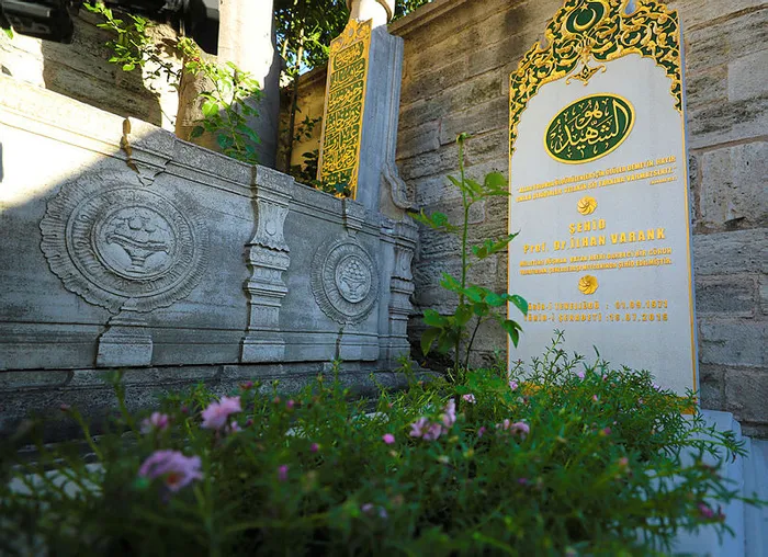 İlhan Varank şehadetinin 4’üncü yılında mezarı başında anıldı