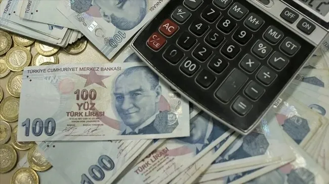 sgklarda-eyt-yogunlugu-var-mi-kimi-askerlik-borclanmasi-kimi-de-dogum-borclanmasi-icin-sgkda-1672295976733.jpeg SGK'larda EYT yoğunluğu var mı? Kimi askerlik borçlanması, kimi de doğum borçlanması için SGK'da - 6