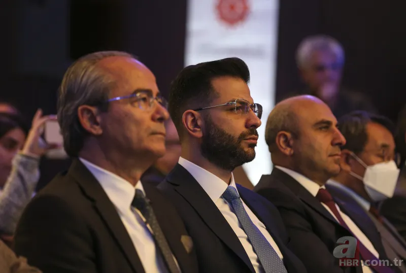 Türkiye ve Arjantin bir arada! Birlikte değeri 200 milyon doları bulan iletişim uydusu üretecekler 15