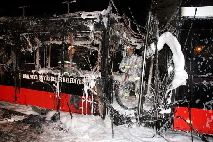 Malatya’da trambüs yangını