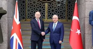 Bakan Güler Birleşik Krallık Savunma Bakanı ile görüştü