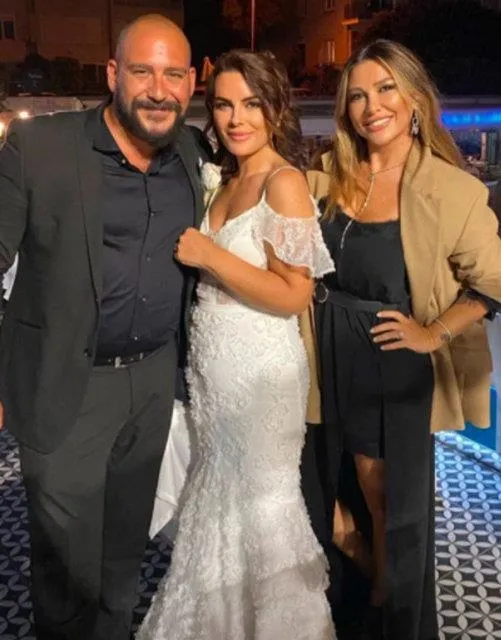 mutluluklari-3-yil-surdu-seren-fosforoglu-ile-kaan-onal-bosaniyor-1689754284061.jpeg Mutlulukları 3 yıl sürdü! Seren Fosforoğlu ile Kaan Önal boşanıyor - 2