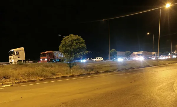 gemereki-sel-vurdu-sivas-kayseri-kara-yolu-ulasima-kapandi-1654630132951.jpg Gemerek'i sel vurdu! Sivas-Kayseri kara yolu ulaşıma kapandı - 1