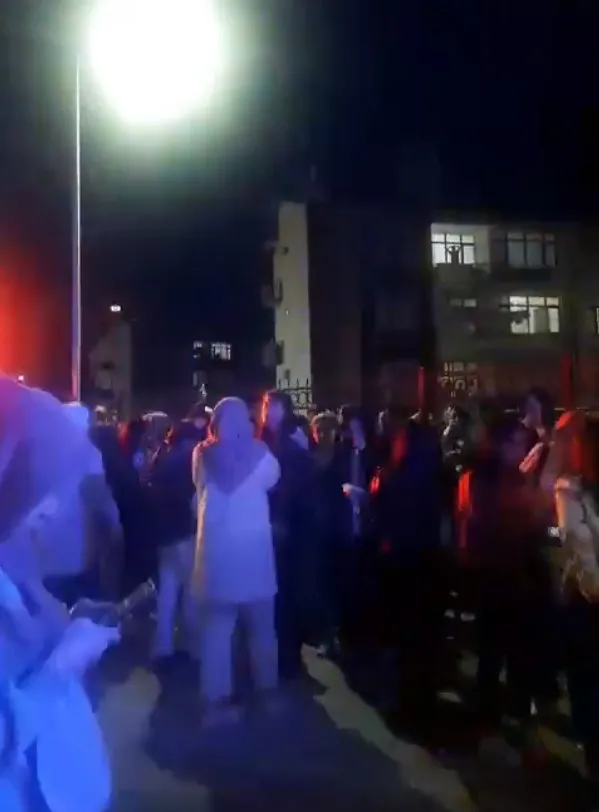 rizede-asansor-faciasi-kyk-yurdunda-zemine-cakilan-bos-asansor-korkuttu-1699228172622.jpg Rize'de asansör faciası: KYK yurdunda zemine çakılan boş asansör korkuttu! - 1
