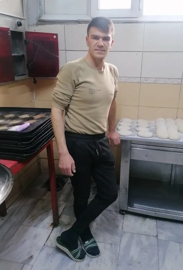 zeytin-dali-bolgesinden-aci-haber-uzman-cavus-ramazan-ucakci-sehit-oldu-1662745370197.jpg Zeytin Dalı bölgesinden acı haber: Uzman Çavuş Ramazan Uçakçı şehit oldu - 3