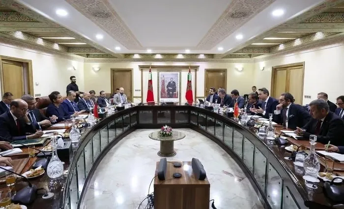 bakan-bayraktar-fasli-mevkidasi-benali-ile-gorustu-turkiye-ve-fasin-enerjide-ortak-zorluklari-ve-ortak-potansi-1719505916592.jpeg Bakan Bayraktar Faslı mevkidaşı Benali ile görüştü! "Türkiye ve Fas'ın enerjide ortak zorlukları ve ortak potansiyelleri var" - 3