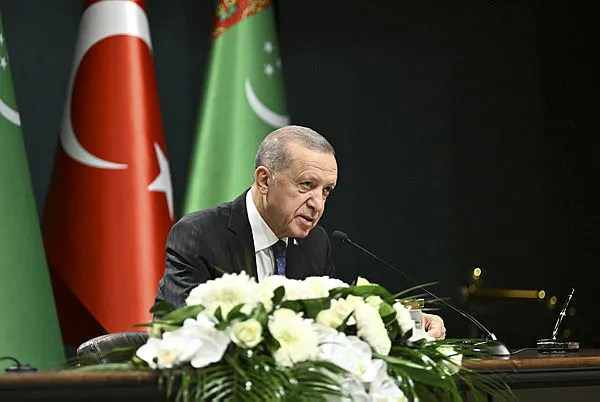 Başkan Erdoğan ve Türkmenistan Devlet Başkanı Berdimuhammedov’dan kritik açıklamalar! 13 alanda imzalar atıldı