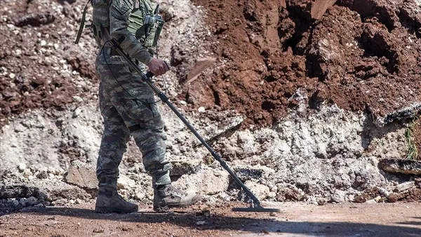 Son dakika: Metropollerde bombalı eylem hazırlığındaki 2 PKK’lı yakalandı!