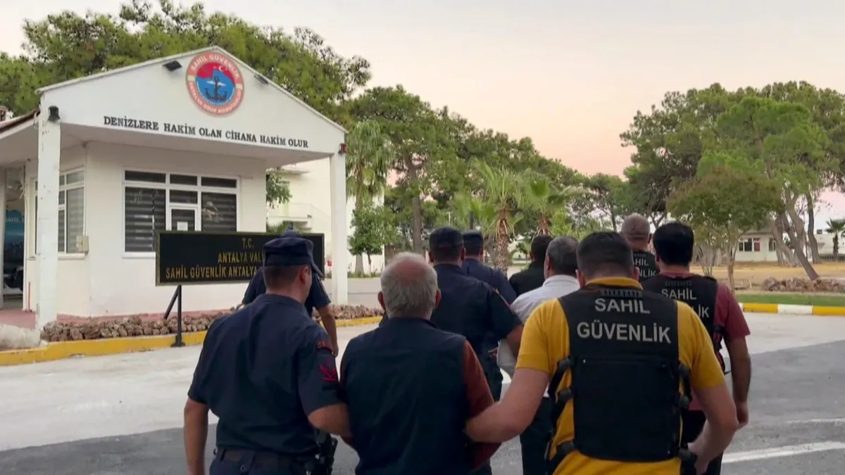 Antalya'da rüşvet operasyonu: 7 gözaltı