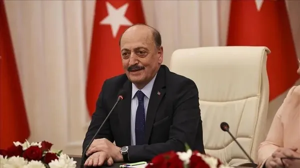 calisma-ve-sosyal-guvenlik-bakani-vedat-bilgin-son-dakika-asgari-ucret-aciklamasi-asgari-ucret-ne-kadar-olacak-1683569361729.jpeg Asgari ücret ne kadar olacak? Çalışma ve Sosyal Güvenlik Bakanı Vedat Bilgin'den son dakika asgari ücret açıklaması! - 2