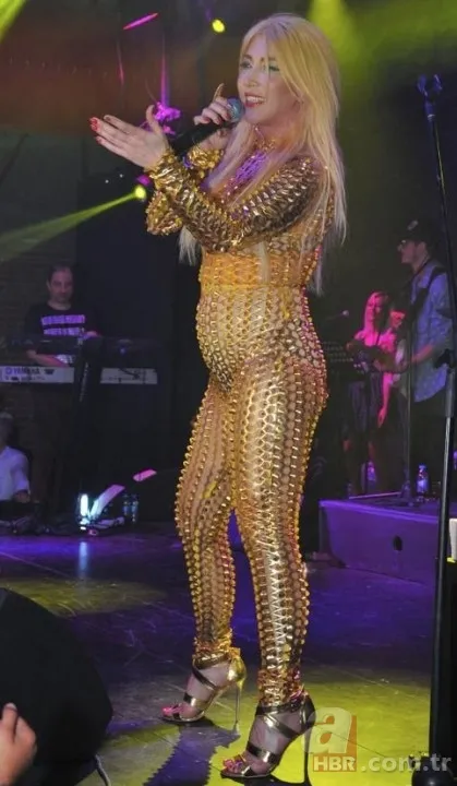 50 yaşındaki Hande Yener 1 haftada incecik oldu! Bunu uygulayarak 4 kilo verdi! ''O kişiler kilo alıyor'' demişti! Meğer sırrı... 4