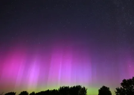 Büyüleyici görüntüler! İşte Perseid meteor yağmuru ve kuzey ışıkları