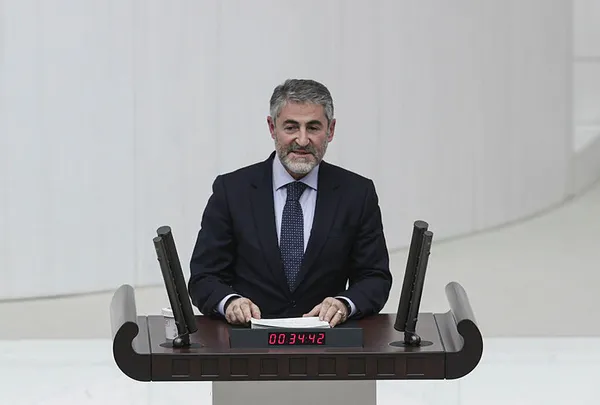 son-dakika-hazine-ve-maliye-bakani-nureddin-nebatiden-yeni-ekonomi-modeliyle-ilgili-flas-aciklamalar-1640117529361.jpg Son dakika: Hazine ve Maliye Bakanı Nureddin Nebati'den yeni ekonomi modeliyle ilgili flaş açıklamalar - 2