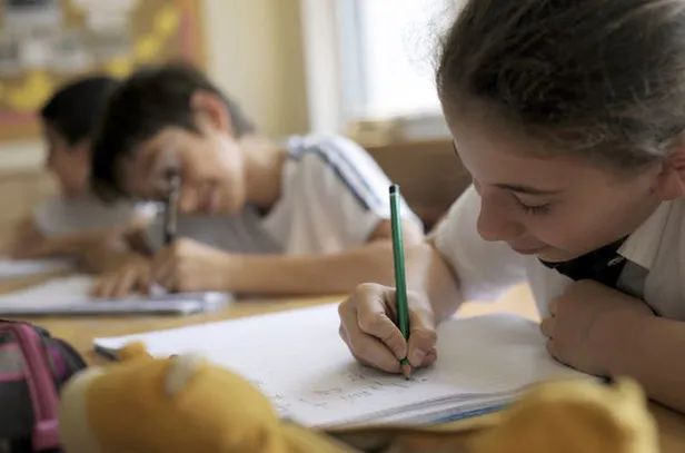 Nisan ara tatili ne zaman? 2022 okullarda ikinci ara tatil ne zaman yapılacak? Ara tatil kaç gün olacak?