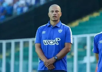 Avai'de teknik direktör Alex de Souza ile yollar ayrıldı