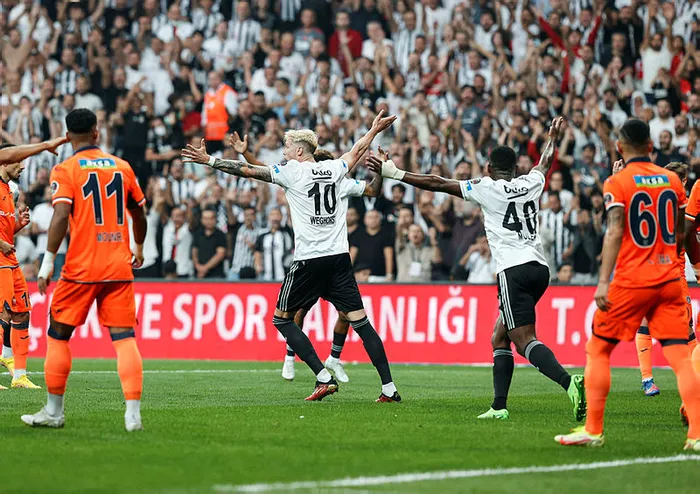 besiktas-basaksehir-maci-canli-takip-besiktas-basaksehir-maci-hangi-kanalda-saat-kacta-1663001469714.jpg Beşiktaş - Başakşehir: 0-1 Kartal evinde yara aldı! (MAÇ SONUCU ÖZET) - 15