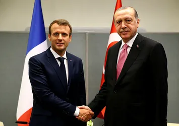 Başkan Erdoğan, Macron ile görüştü