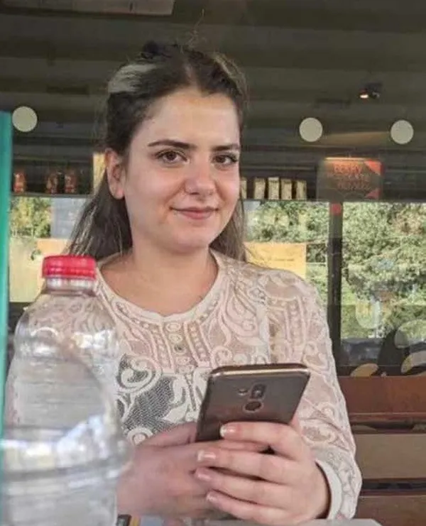 1648709468974.jpg Kayıp olarak aranan Seher Akkoyun kafeteryanın tuvaletinde ölü bulundu - 3