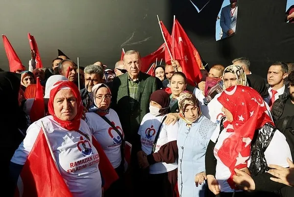 Diyarbakır annelerinin destansı direnişi dünya gündeminde: PKK’nın gerçek yüzü ortaya serilecek! Emine Erdoğan destek verdi