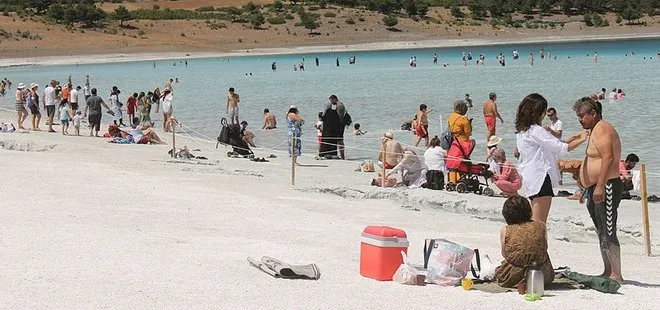 Son dakika: Burdur Valiliği duyurdu: Salda Gölü’nde çamur banyosu yasaklandı