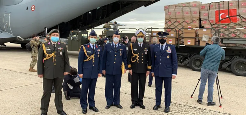 TÜRKİYE'NİN YARDIM UÇAĞI ABD'YE İNDİ